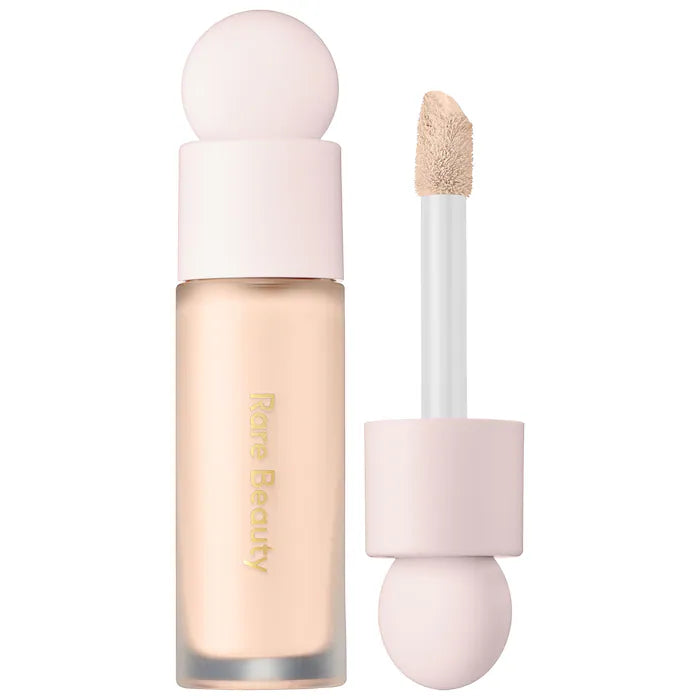 Rare Beauty Liquid Touch Brightening Concealer tono 120C - light with cool beige undertones