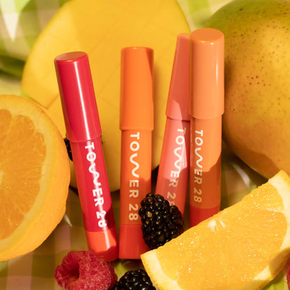 Tower 28 JuiceBalm Lip Balm tono Squeeze – Bálsamo Labial Hidratante y Revitalizante