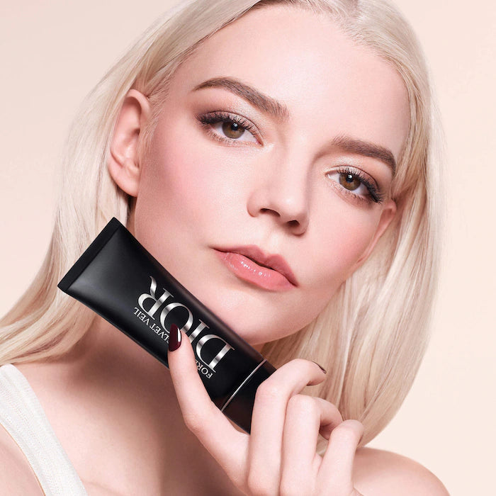 DIOR Forever Velvet Veil Blurring & Pore-Refining Matte Primer SPF 15