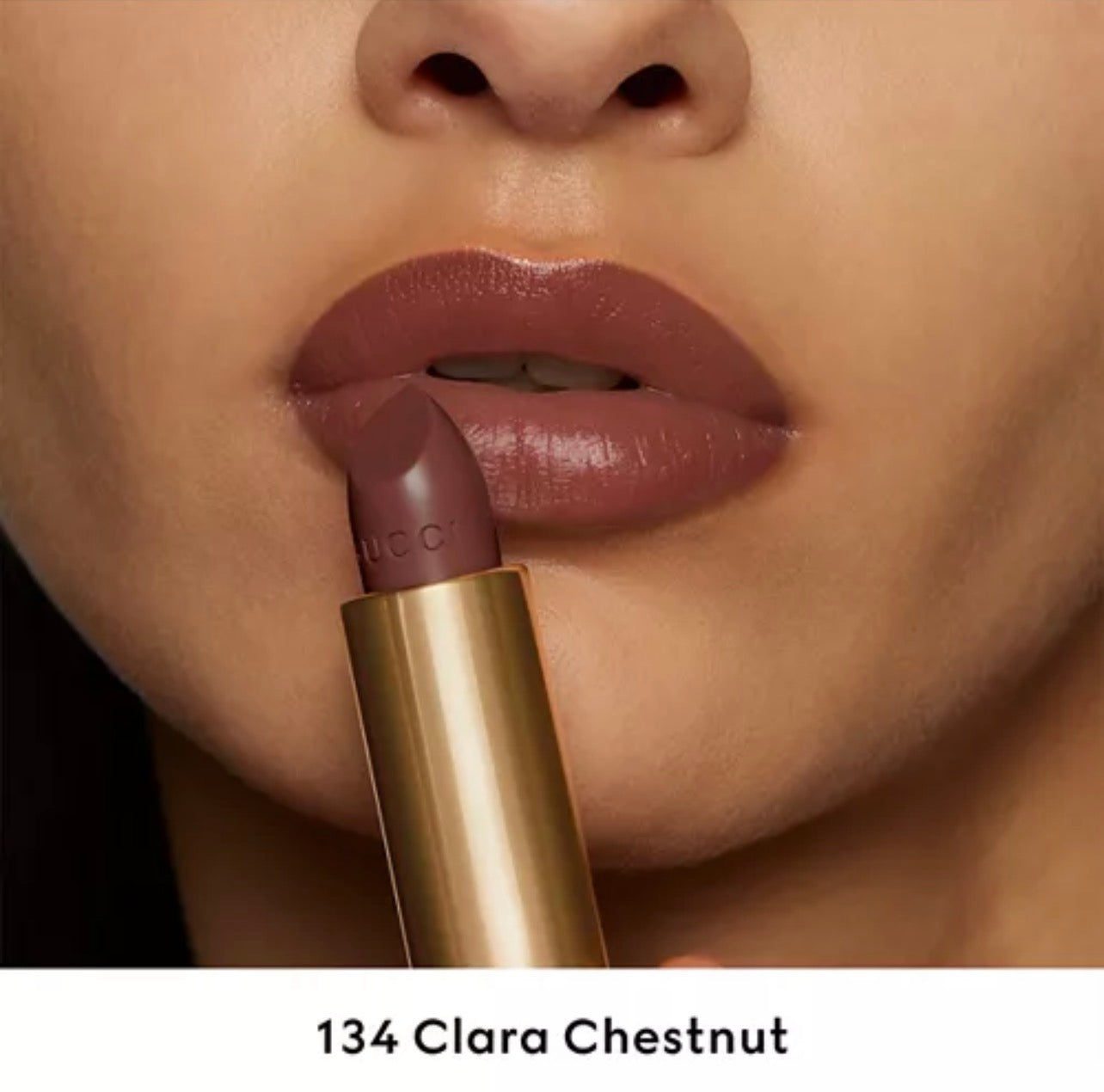 Gucci Rouge à Lèvres Voile Lipstick tono clara chestnut 134